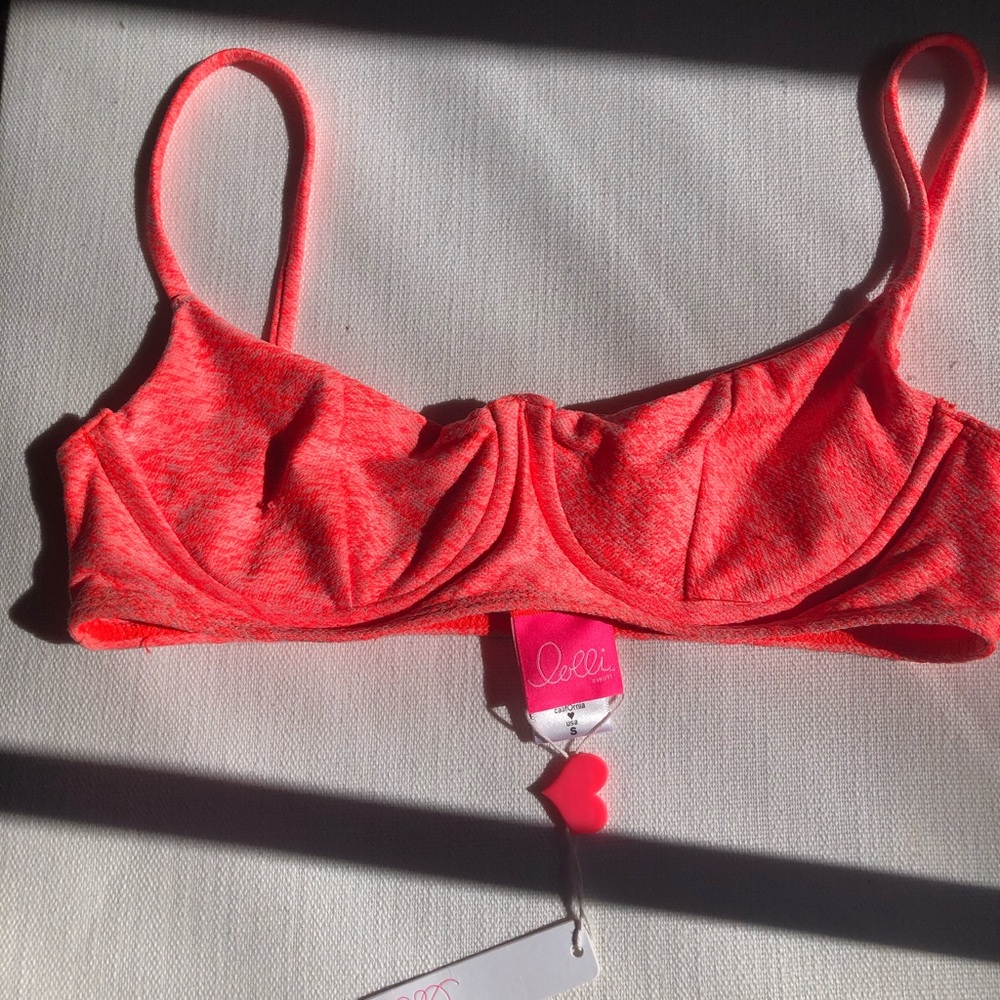 LOLLi SWiM bikini top